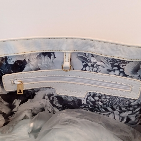 Ted Baker London Purse - Picture 11 of 15